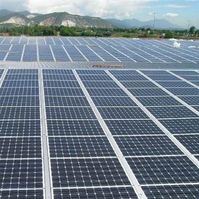 Muntatge de sostre solar